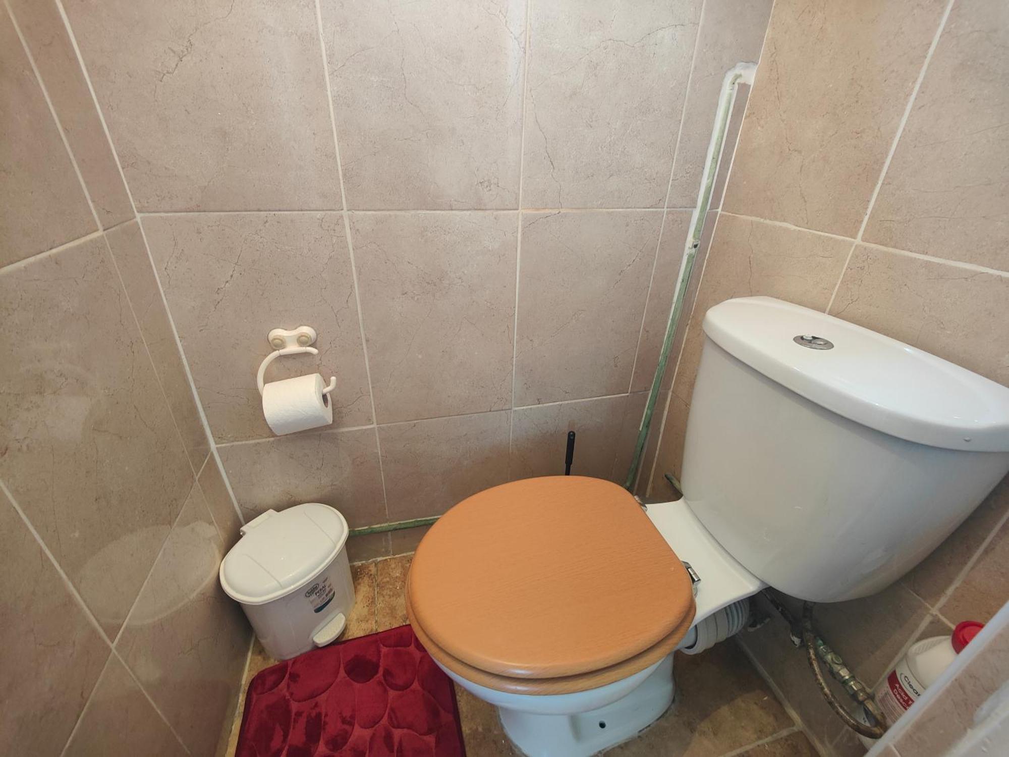 Отель Charming Double Bed Retreat Лондон Экстерьер фото